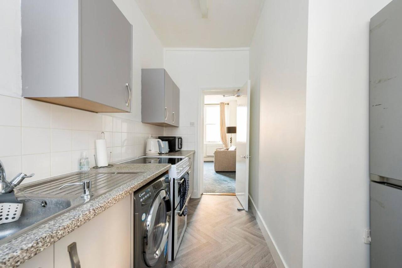 Modern Luxury Apartment By Holborn, Chancery Lane ลอนดอน ภายนอก รูปภาพ